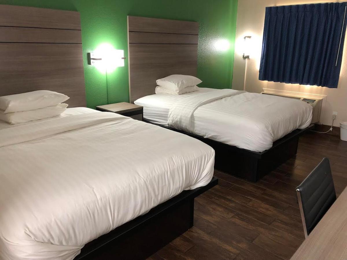 Travelers Inn And Suites Wharton Luaran gambar